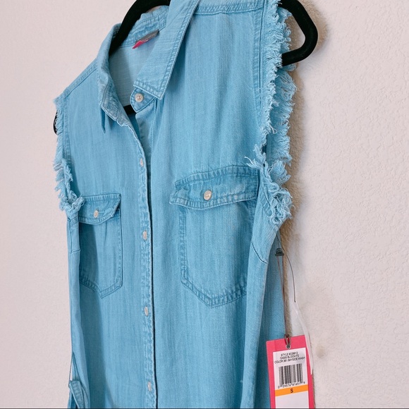 Vince Camuto Chambray Shirtdress - Picture 6 of 6